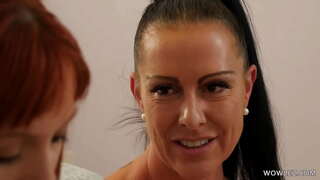 Mature Lesbian സുഹൃത്തുക്കൾ ലൈംഗിക For The First Time