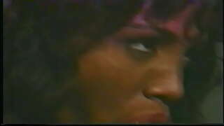 90 നടപടി അഭിനേതാക്കള് Sinnamon സ്നേഹം Cumisha Amado വിലയാ Rodriguez Shonna Lynn