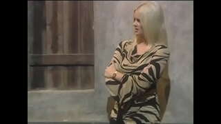 Big ass blonde പട്ടി ഹന്നാ ഹാർപ്പർ sucks and fucks സമരം കൊഴുപ്പ് ഡിക്ക് റെസ്റ്റോറന്റ്