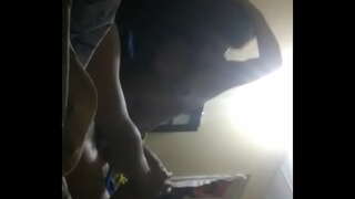 Chaparrita man puangod malingaw may mga manok sa sulod